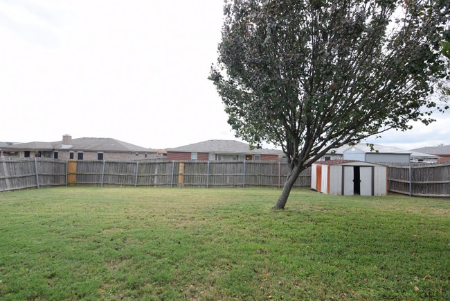 Building Photo - 4402 Matt Dr