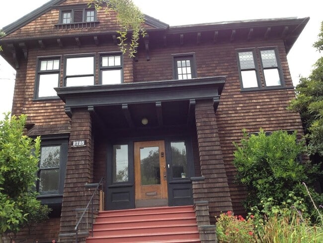 Building Photo - Big bedroom in cozy Single Family House walking distance to the Berkeley Campus. Gustavo Lopez AMSI