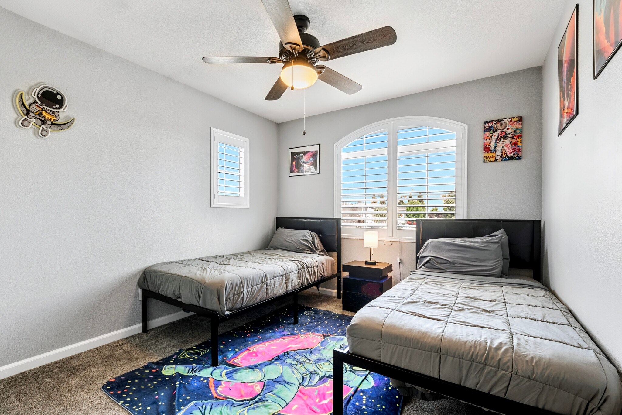 Upstairs Bedroom 2 - 5006 Rowe Dr