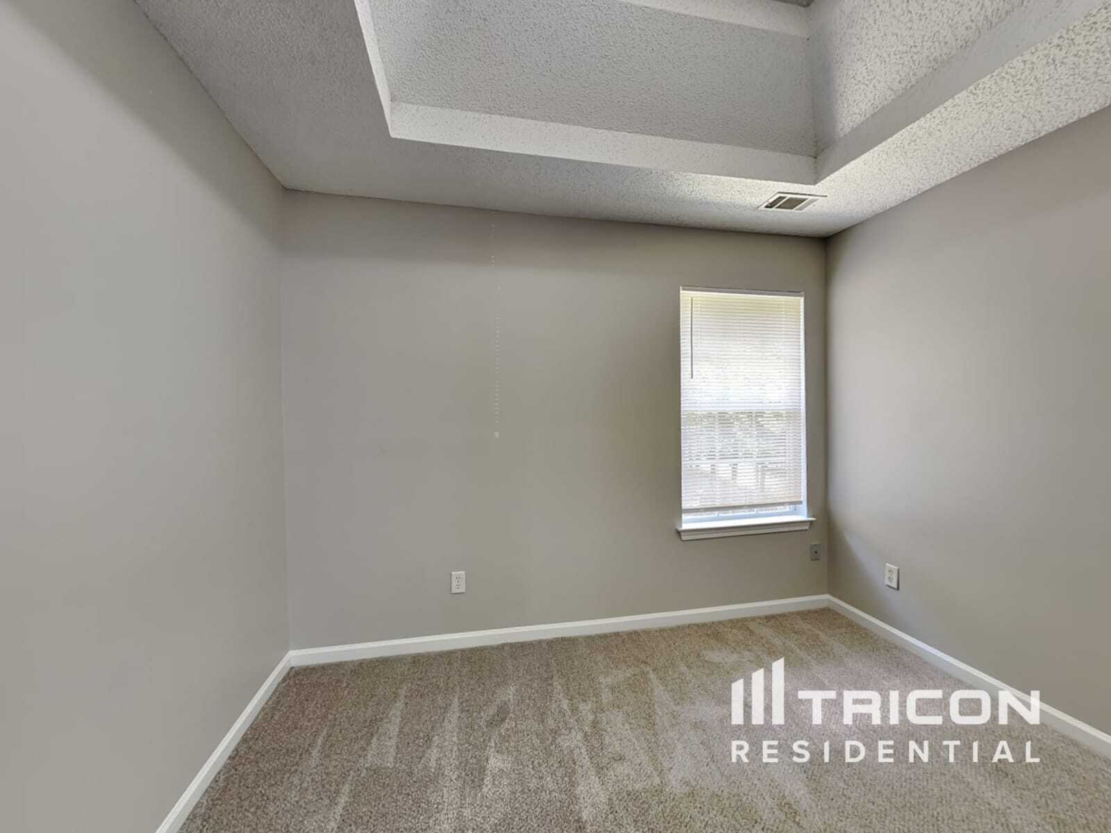 Building Photo - 5431 Sapphire Cir