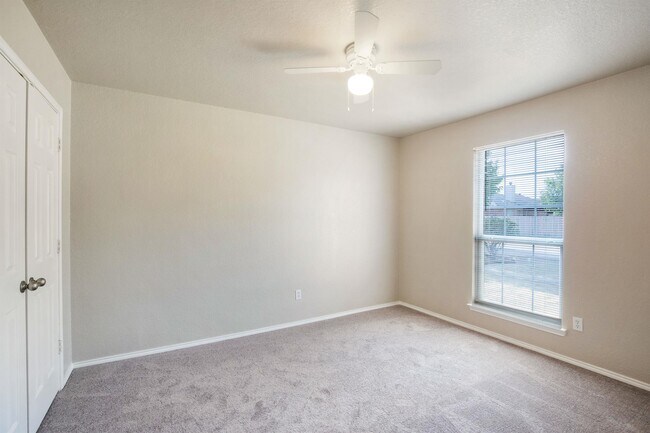 Building Photo - 1606 Prickly Pear St