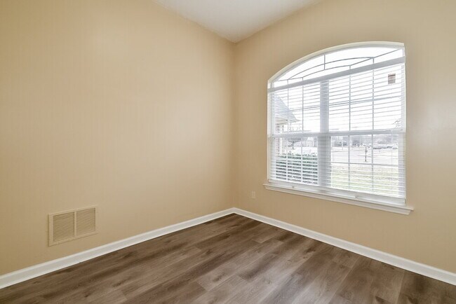 Building Photo - 6376 Raner Creek Dr