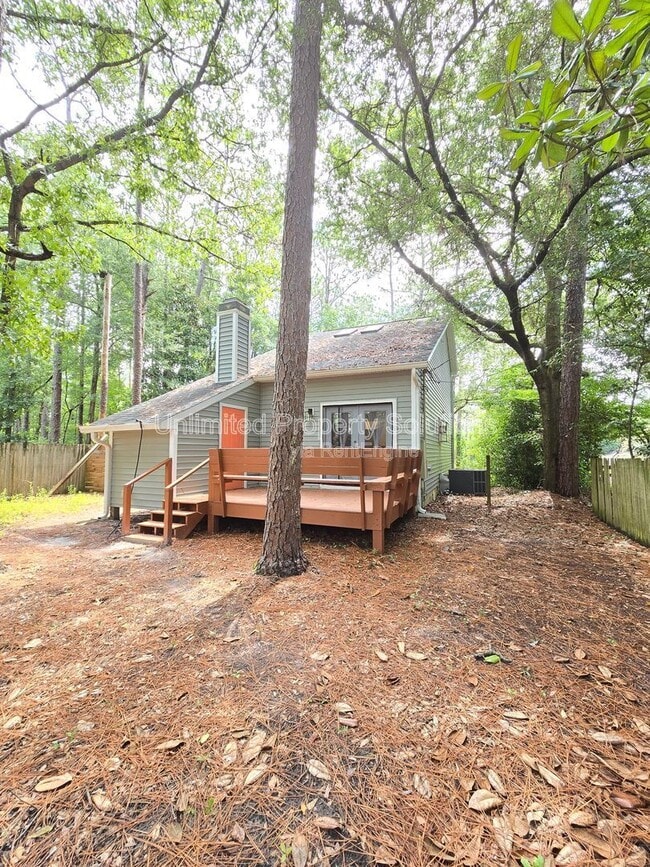 Building Photo - 106 Hillsdale Dr