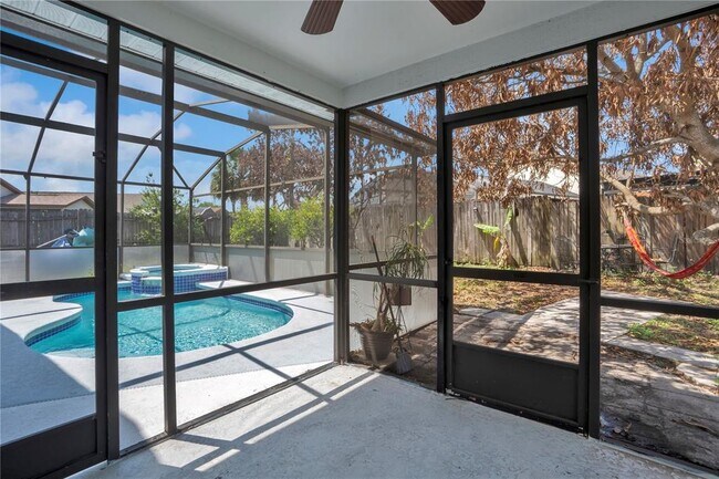 Building Photo - 4805 Kingston Cir