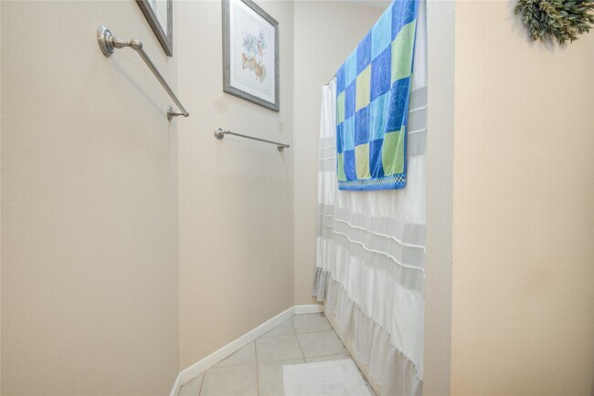 Building Photo - 17231 Hollow Sands Ct