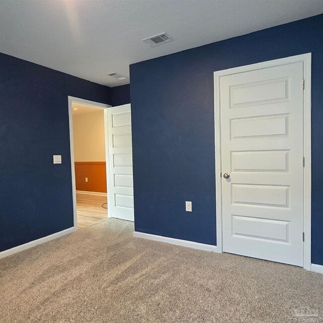 Building Photo - 4384 White Cedar Ct