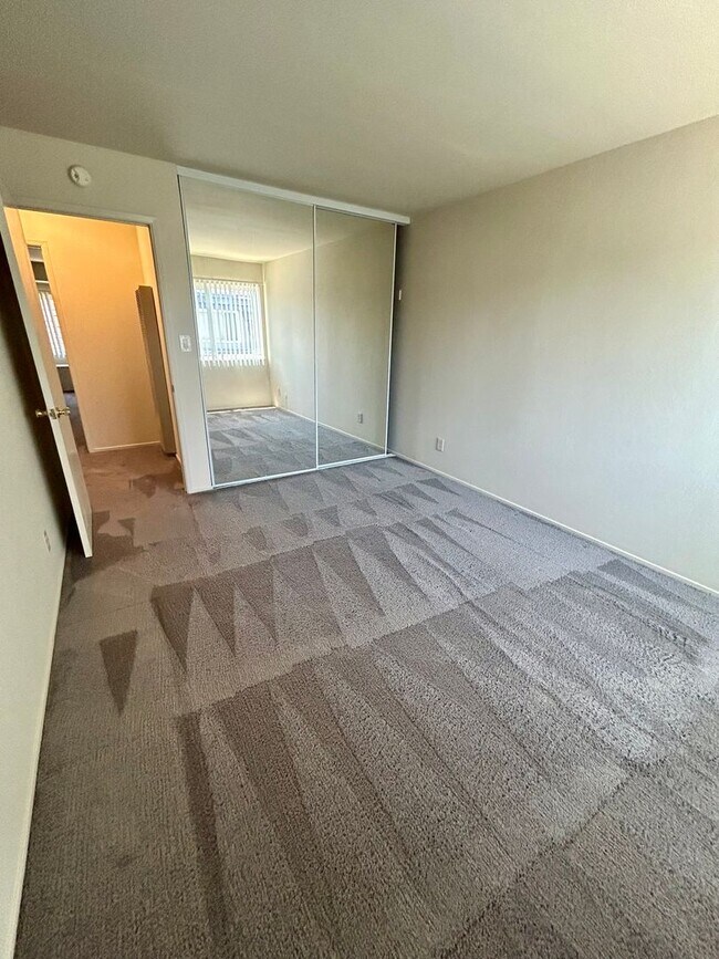 Building Photo - 14205-14211 Doolittle Dr.