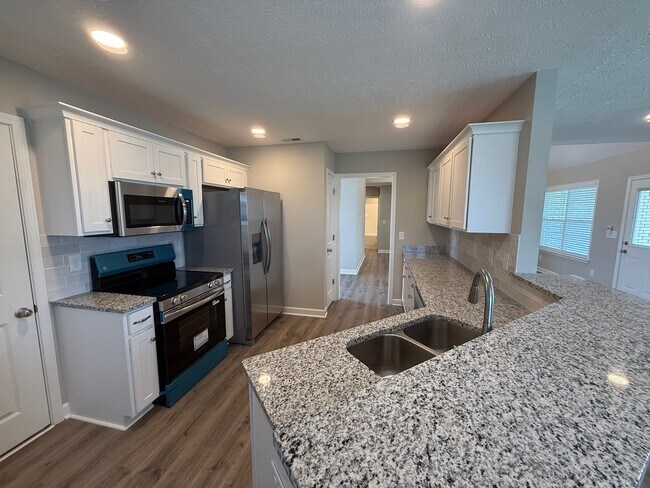 Building Photo - New Construction 3 Bedroom 2 bathroom for Lease