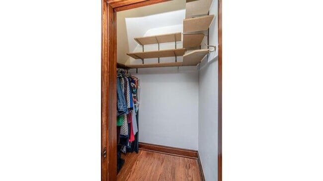 Building Photo - 1205 Miller Ave