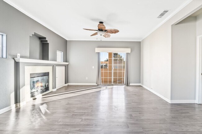 Building Photo - 1851 Hillpointe Rd