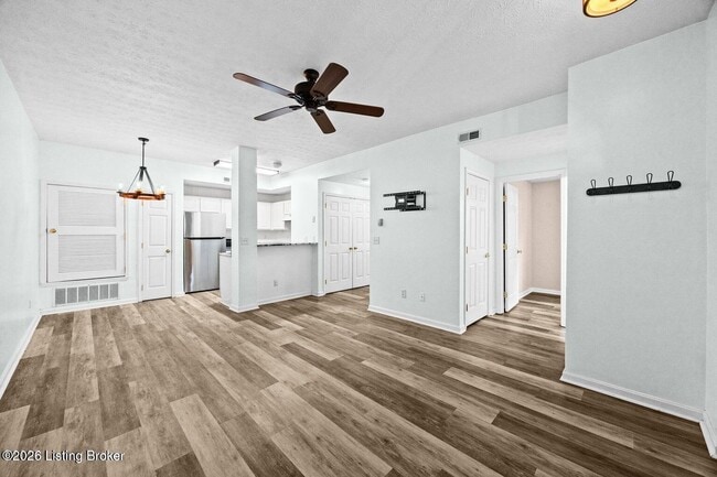 Building Photo - 13202 Prospect Glen Way