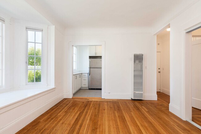 Building Photo - 3017 22nd St