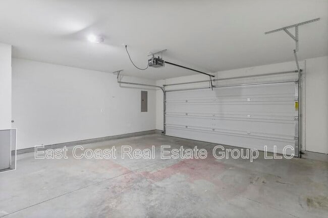 Building Photo - 87 Eakins Ln