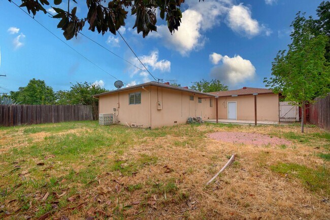 Building Photo - 1757 Wakefield Way