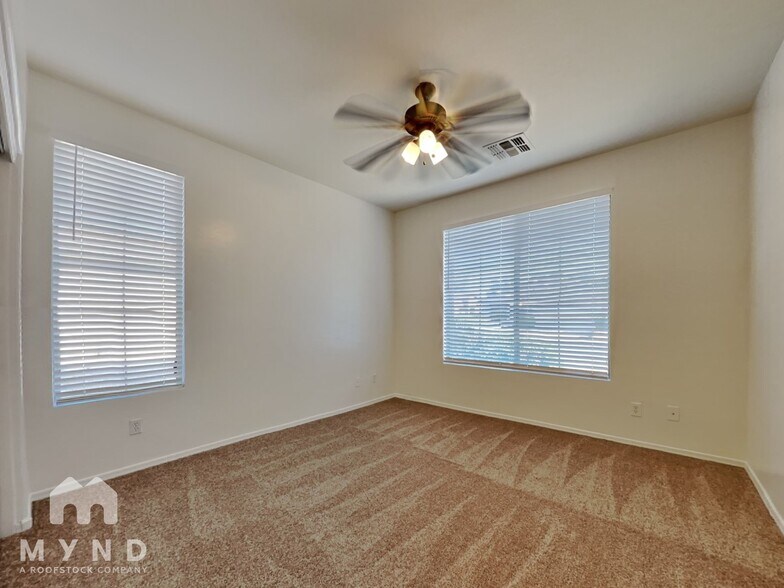 Building Photo - 15257 W Banff Ln