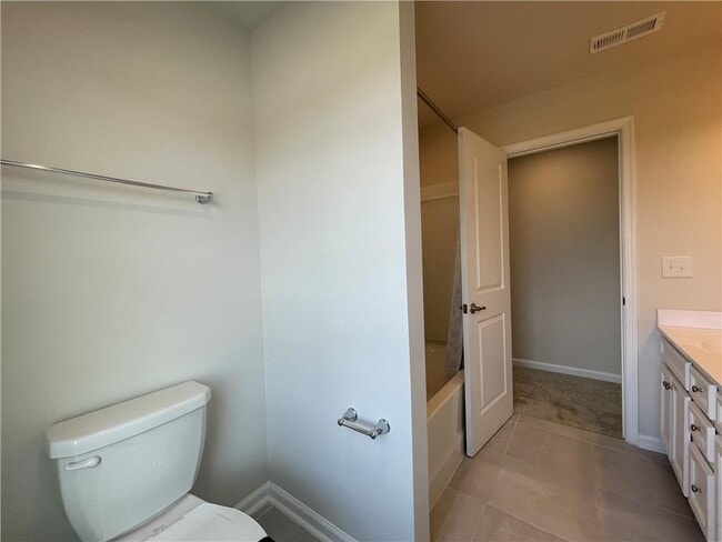 Building Photo - 105 Marchmont Dr