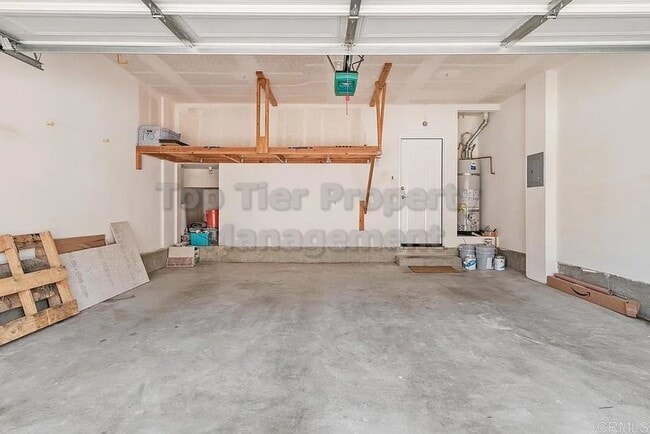 Building Photo - ***Beautiful Like-New 2 bed / 2.5 bath / 1...