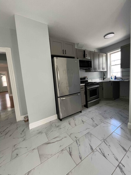 Building Photo - 246 Federal St