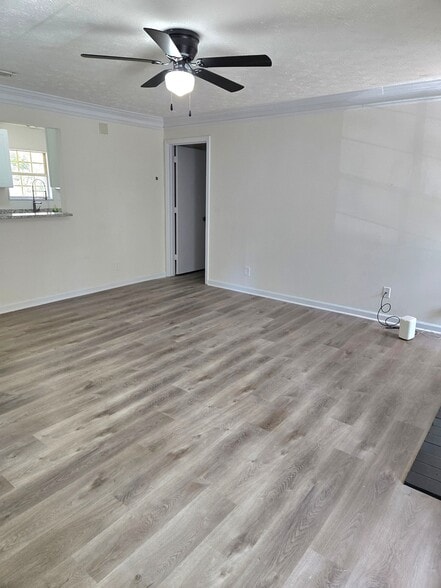 Building Photo - 106 Sterling Ct