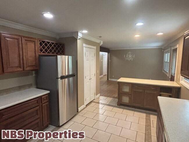 Building Photo - 6919 Haverhill Dr NW