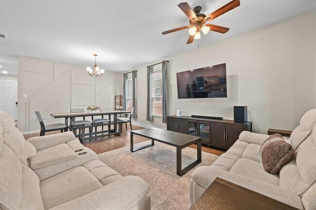 Building Photo - 291 Jarbridge Dr