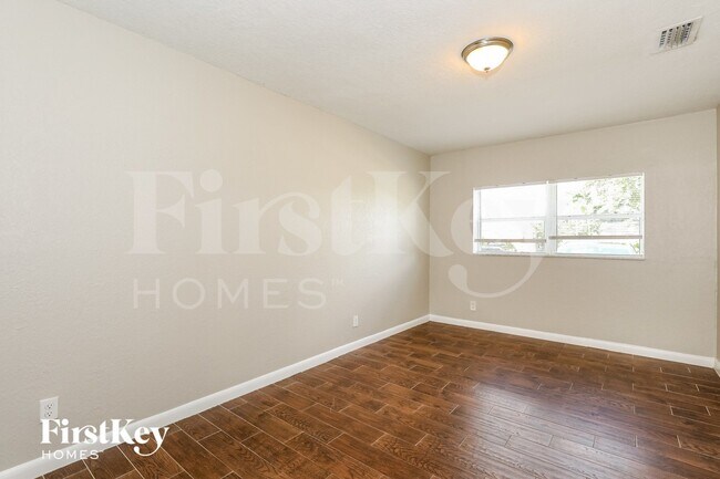 Building Photo - 6532 Eaton St