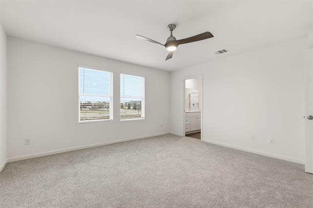 Building Photo - 2106 Mdw Pk Dr