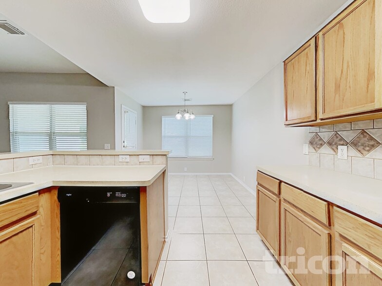 Building Photo - 3741 Pebble Beach