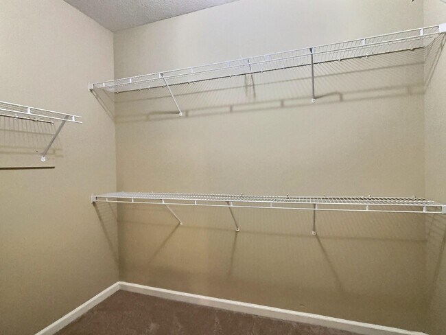 Building Photo - 1291 Rain Hollow Cir W