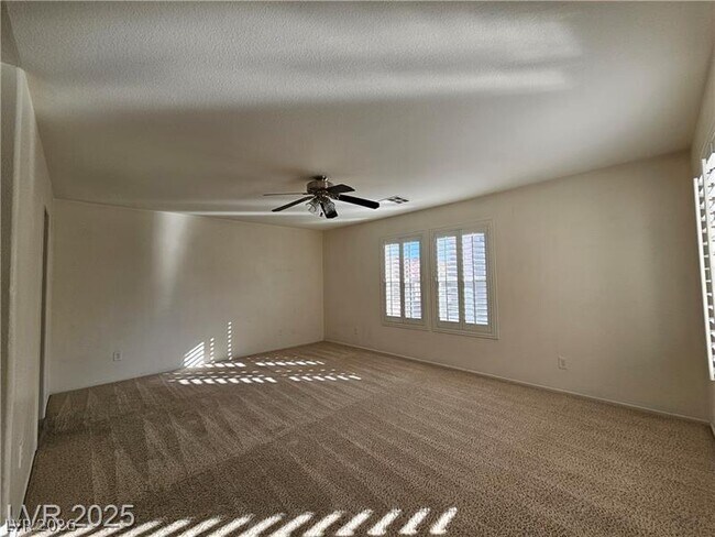 Building Photo - 33 Fern Tree Ct