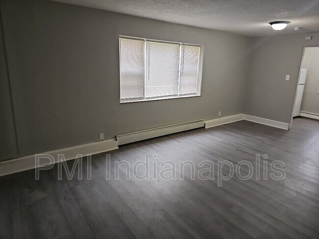 Building Photo - 8 N Butler Ave