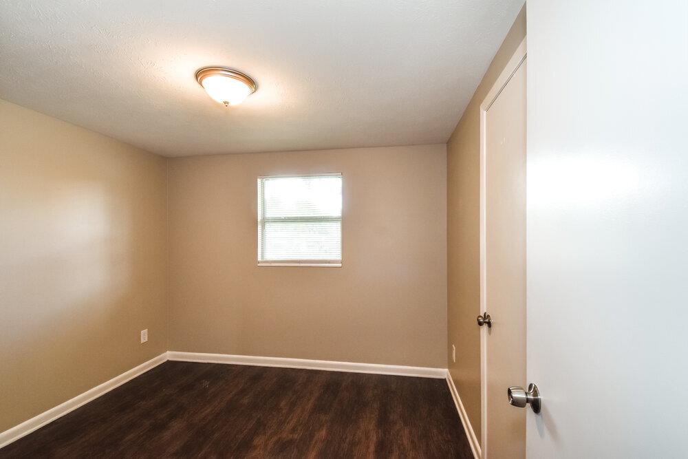 Building Photo - 5816 Sonora Dr W