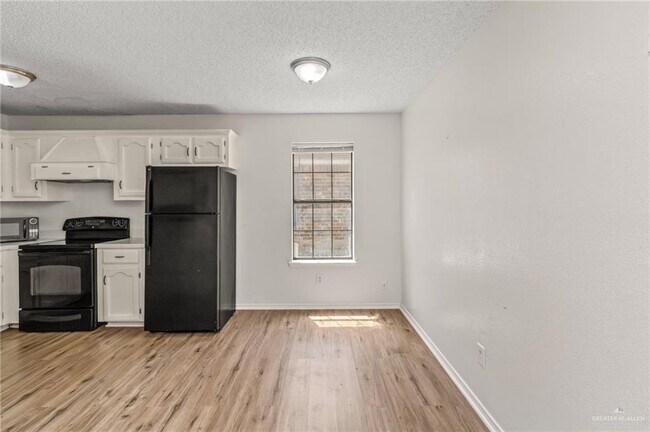 Building Photo - 4601 S 24th St