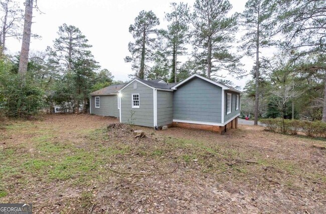 Building Photo - 1755 Foster Pl