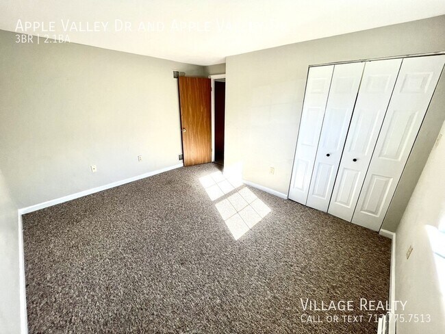 Building Photo - 818 Apple Valley Dr