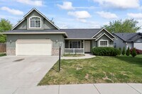 Building Photo - 6216 S Lone Tree Ave