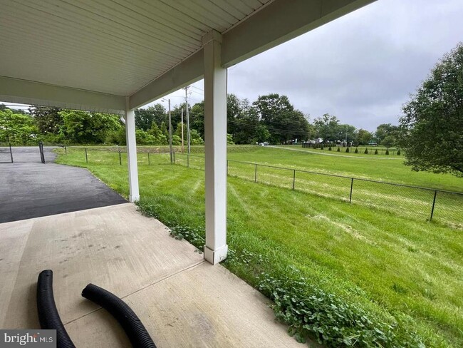 Building Photo - 14606 Bristow Rd