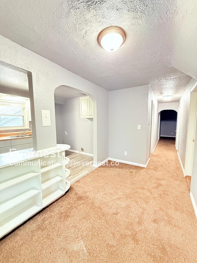 Building Photo - 15101 Ward Ave