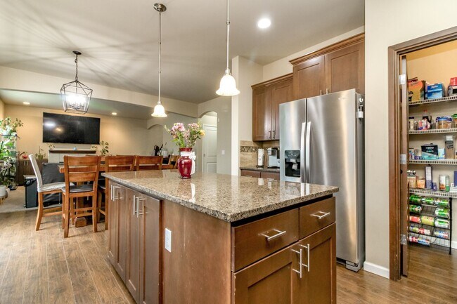 Building Photo - Beautiful Home in Highly Sought After Yelm...