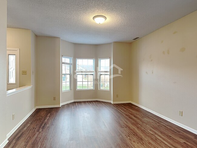 Building Photo - 9471 W Quarter Moon Dr