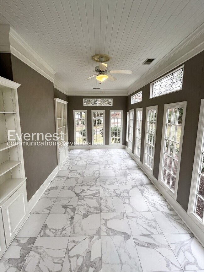 Building Photo - 109 Mayfair Rd