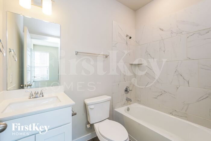 Building Photo - 18404 Idyllic Aly