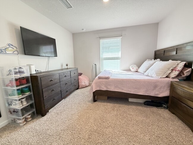 Building Photo - 4656 Honor Guard Wy