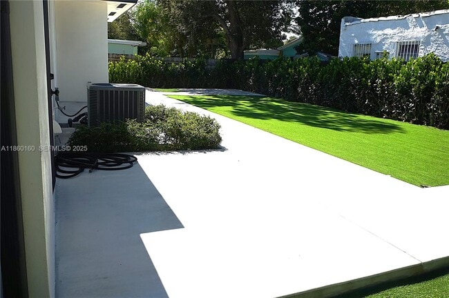 Building Photo - 53 NW 68th St