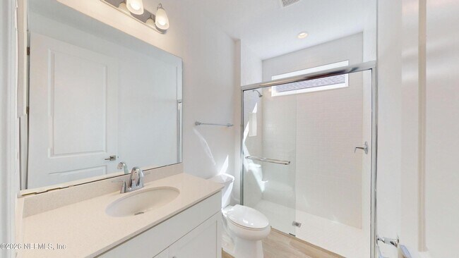 Building Photo - 156 Latham Dr