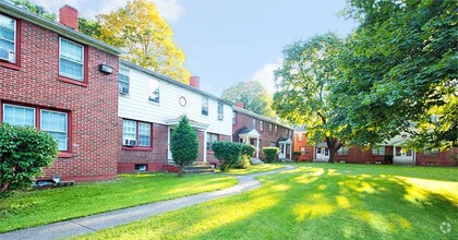 Classic American Townhomes And Apartments Syracuse Ny Apartment Building Photo Classic American Townhomes And Apartments