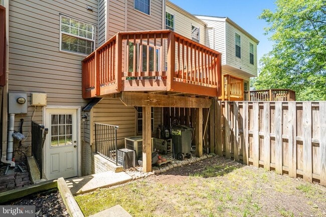Building Photo - 6105 Jenlar Dr