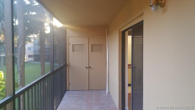 Building Photo - 8415 SW 107th Ave