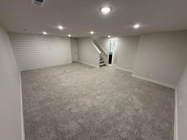 Building Photo - 5138 N Toben Dr