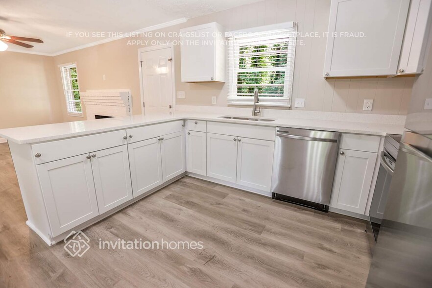 Building Photo - 7185 Cane Leaf Dr